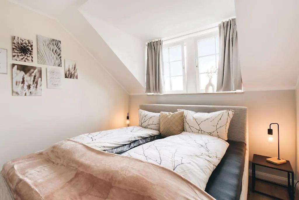 Apartmán Tip! Toplage In Dresden! Moderne 100 Qm Ferienwohnung Fuer Familien Und Kleine Gruppen