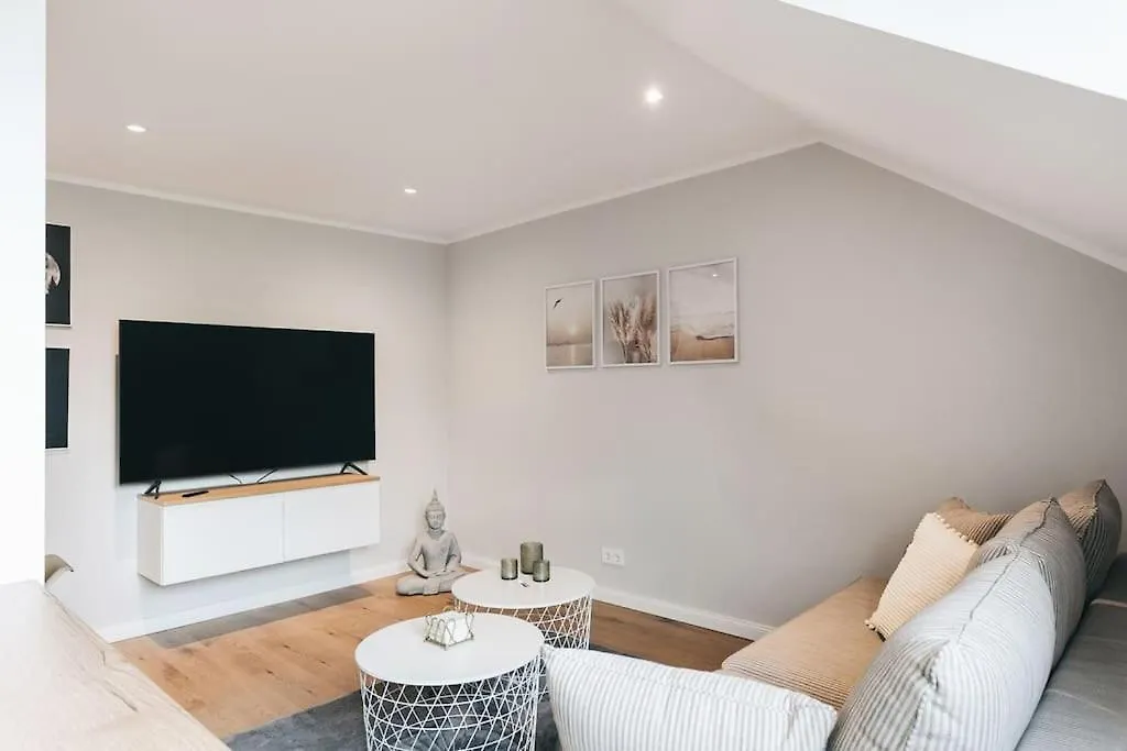 Tip! Toplage In Dresden! Moderne 100 Qm Ferienwohnung Fuer Familien Und Kleine Gruppen 0*, دريسدن