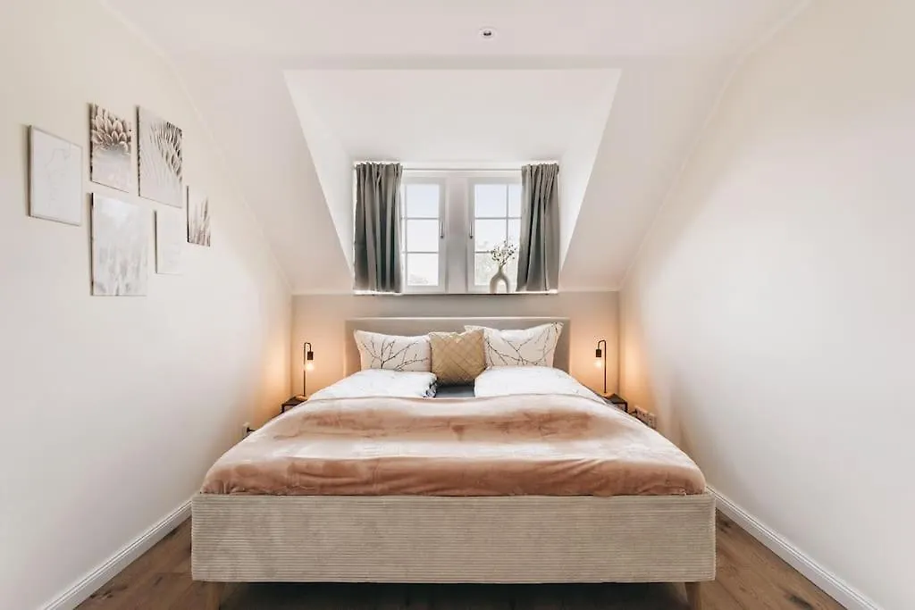 Tip! Toplage In Dresden! Moderne 100 Qm Ferienwohnung Fuer Familien Und Kleine Gruppen شقة
