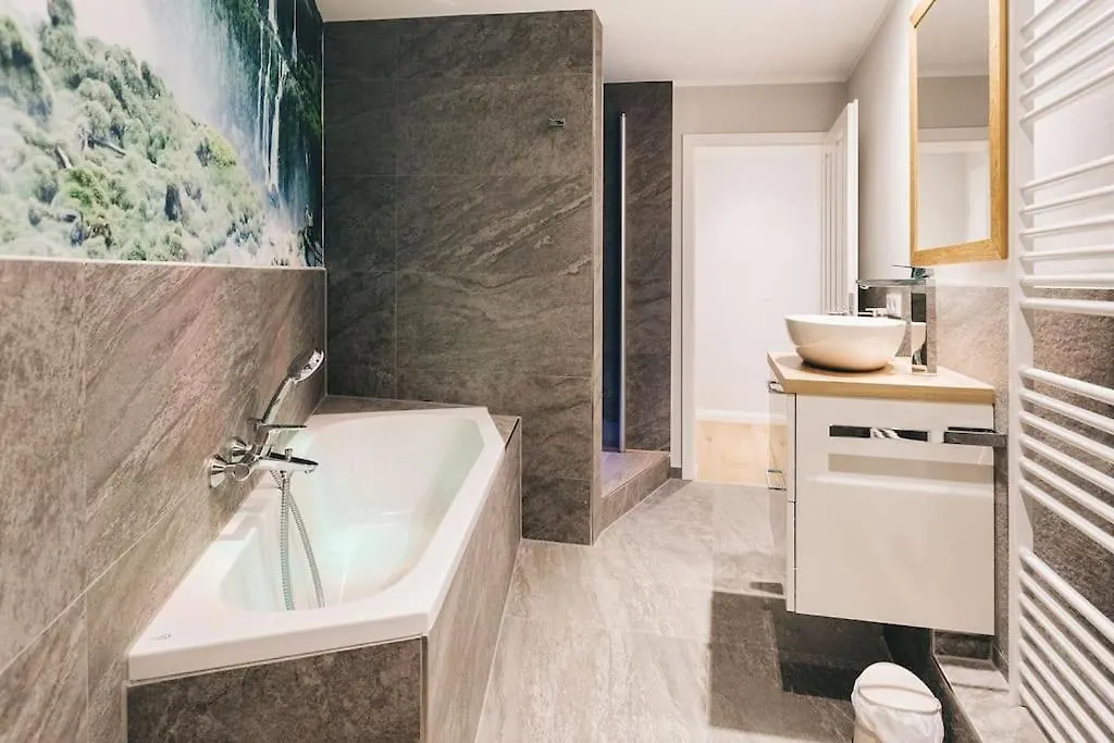 شقة Tip! Toplage In Dresden! Moderne 100 Qm Ferienwohnung Fuer Familien Und Kleine Gruppen
