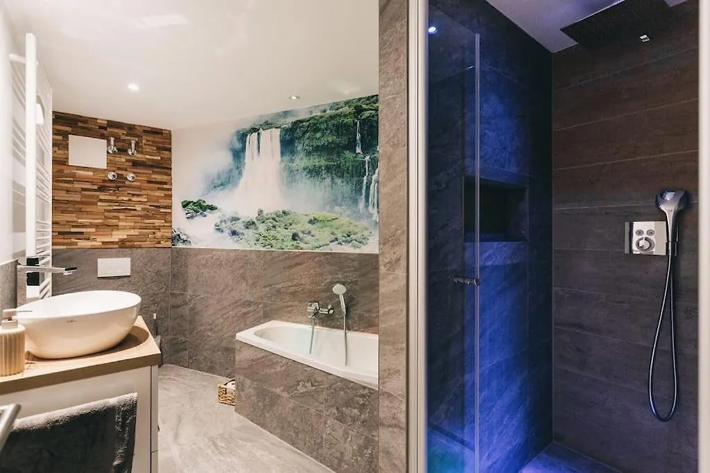 Tip! Toplage In Dresden! Moderne 100 Qm Ferienwohnung Fuer Familien Und Kleine Gruppen Deutschland