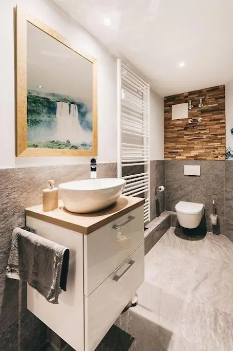 Tip! Toplage In Dresden! Moderne 100 Qm Ferienwohnung Fuer Familien Und Kleine Gruppen ألمانيا